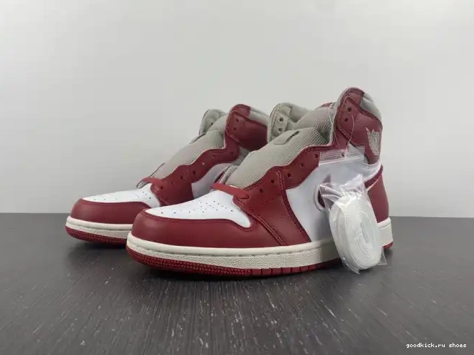Chenille Jordan 1 Newstalgia OG (W) High DJ4891-061 0420